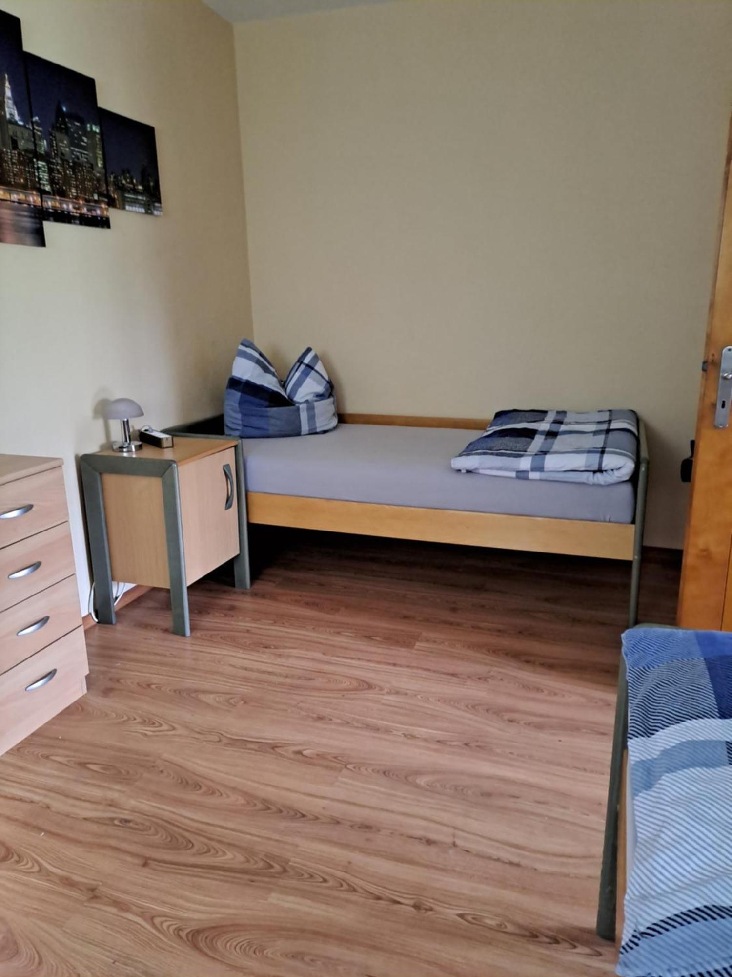 Monteur- Und Ferienwohnung In Hainichen - Obergeschoss Oder Dachgeschoss - Familie Weber Bockendorf 外观 照片